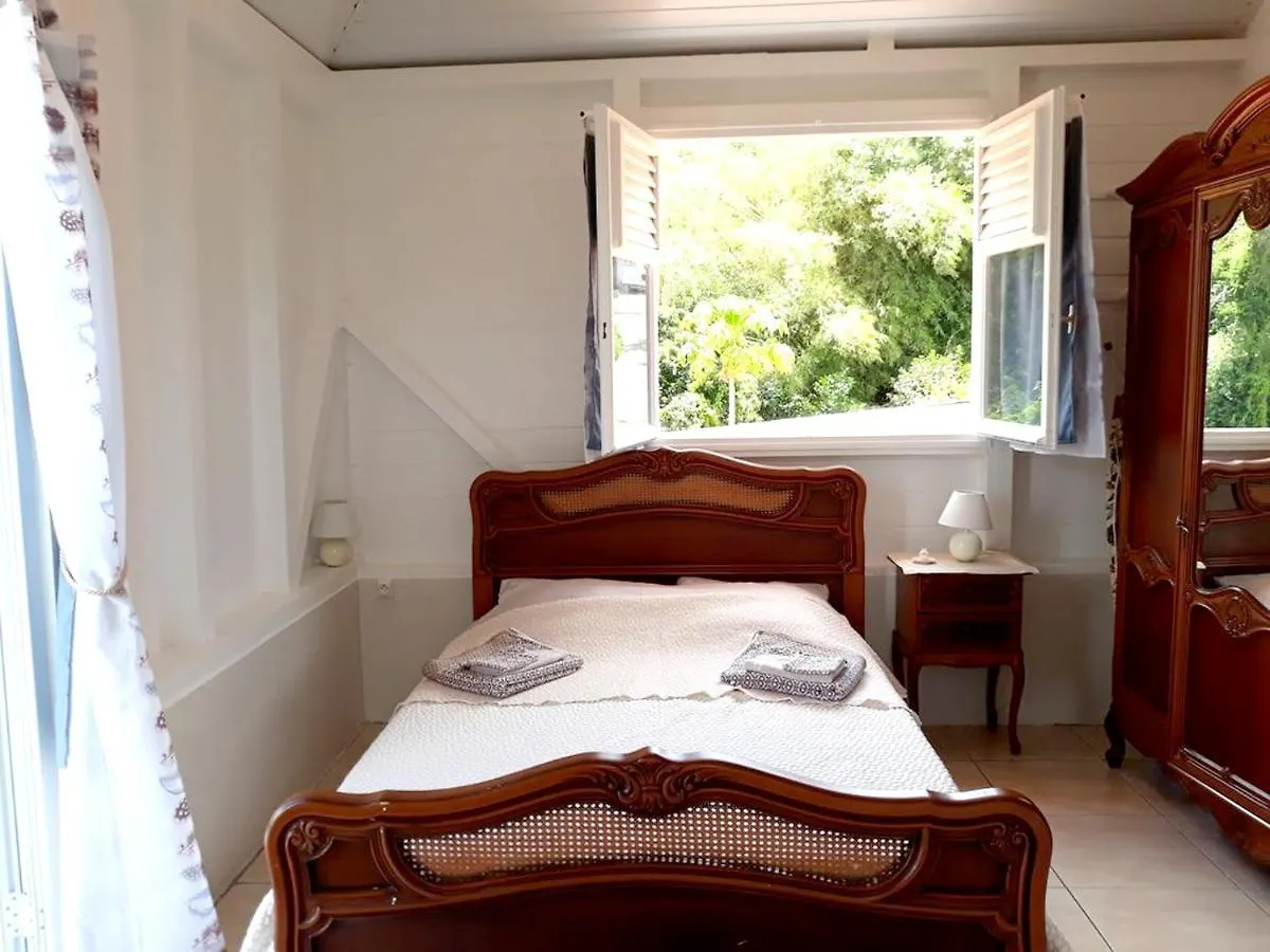 Appartement Charmant A Riviere Pilote Avec Vue Sur Montagnes 42M² 0*, Rivière-Pilote