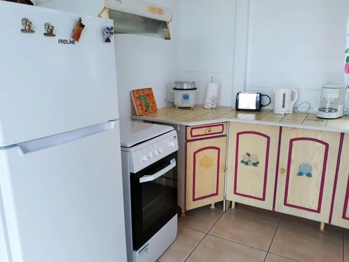 Appartement Charmant A Riviere Pilote Avec Vue Sur Montagnes 42M² 0*, Rivière-Pilote