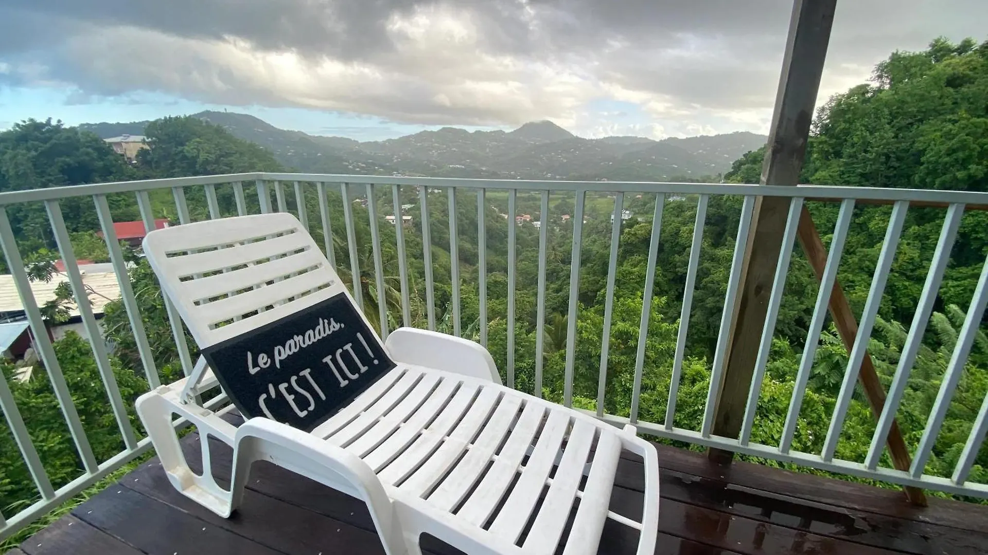 Appartement Charmant A Riviere Pilote Avec Vue Sur Montagnes 42M² 0*, Rivière-Pilote
